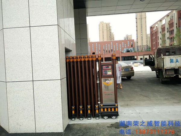 長(zhǎng)沙電動(dòng)伸縮門